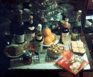 В снежном море утопают машины и дома