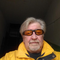 Роман Николаев