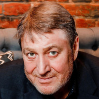 Павел Ефремов