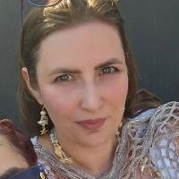 Александра Никишаева